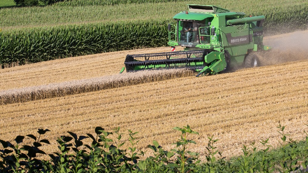 智慧农田解决方案与农产品供应链：实现农产品智能化供应